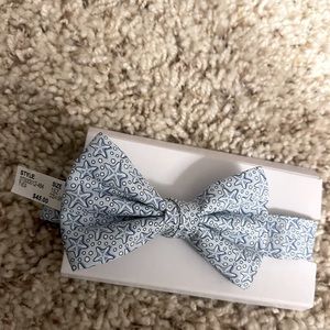 Vineyard vine tie